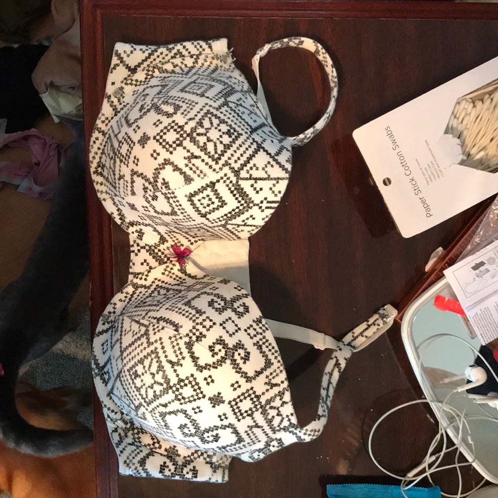 Cacique T-shirt bra from Lane Bryant, 40DDD.